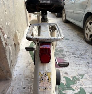 Tulipa Vespino Mortadelo