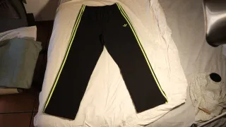 Pantalón Adidas original. Precio negociable!!!!