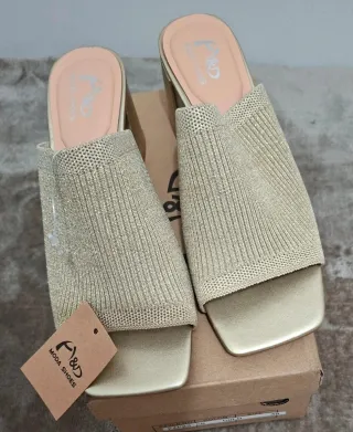 Zapatos de mujer . Nuevos.  Sin estrenar.