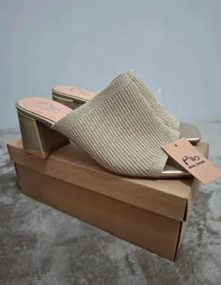 Zapatos de mujer . Nuevos.  Sin estrenar.