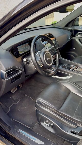 Jaguar F-Pace 2019 R-SPORT