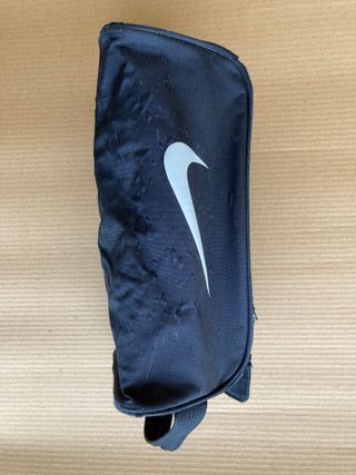 Porta zapatillas Nike negro