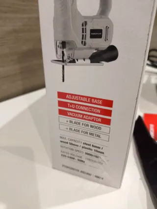 Caladora Powerplus 400W + Sierras Bosch Expert