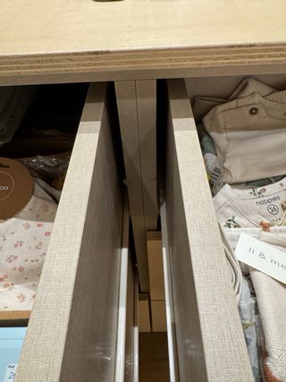 Mueble cajonero de tablero marino