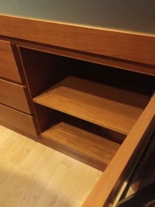 Mueble Comedor Madera y Cristal