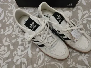 Adidas Forum Low Beige/Blanco