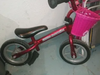 Bicicleta Chicco sin pedales roja
