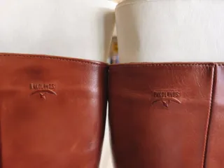 Botas de cuero marrones altas