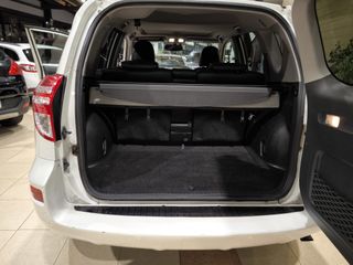 Toyota RAV4 2010