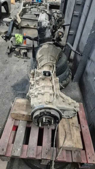 Motor y caja Nissan Patrol Y60