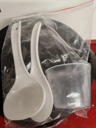 Olla Multifunción SOGO 900W 5L. NUEVA SIN USO