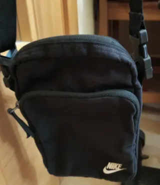 Bolso bandolera Nike negro