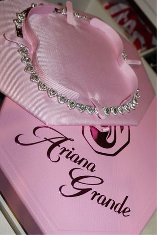 Collar Swarovski x Ariana Grande Corazón