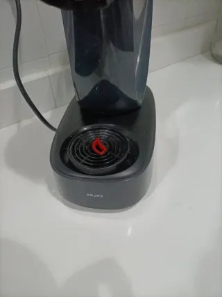 Cafetera Dolce Gusto Negra