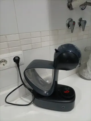 Cafetera Dolce Gusto Negra