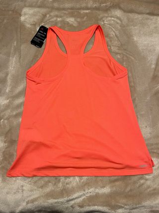 Camiseta New Balance Talla M Naranja SIN ESTRENAR