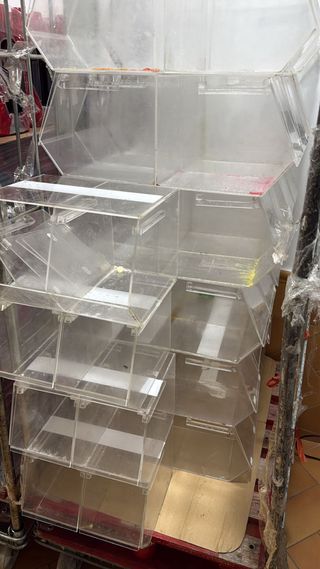 Expositor casillero gominolas , gomitas o chuches.