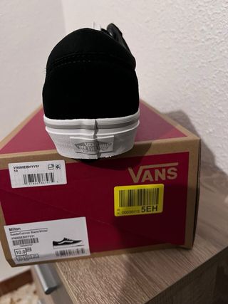Zapatillas Vans Talla 43 Negras y Blancas