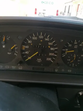 Mercedes-Benz 300 d w124  1995