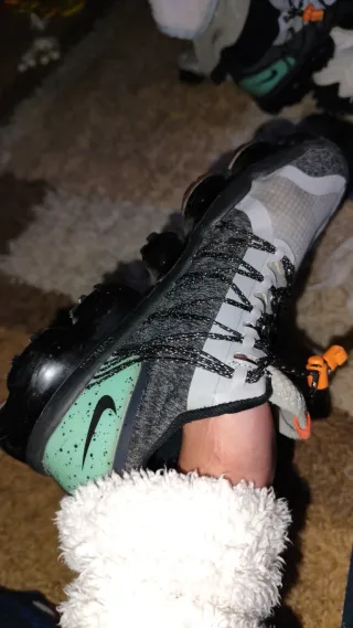 Zapatillas Nike Mujer VaporMax Grises y Verdes