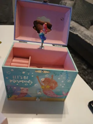 Joyero infantil unicornio y sirenas con música