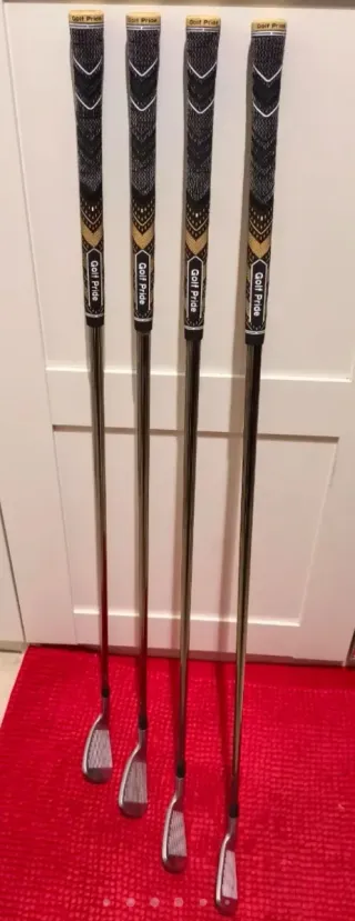 4 Hierros - Taylormade P790