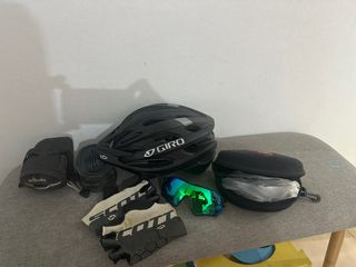 Kit Ciclismo Giro Scott Casco Guantes Gafas