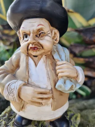 Figura El Home del sacu mitológica