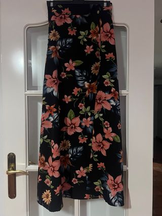 Falda larga estampada floral