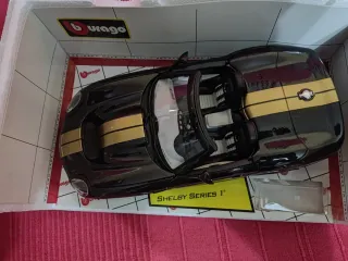 Maqueta Burago Shelby Series 1