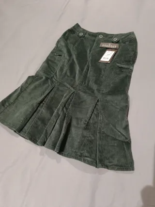 Falda verde de pana talla 38