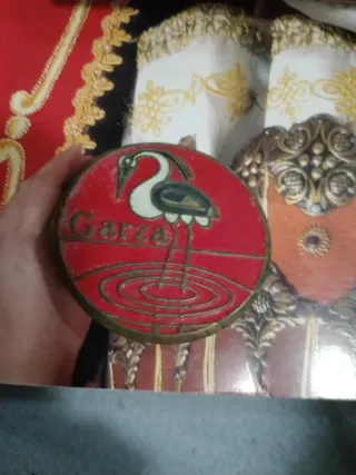 Antigua insignia ojal cafés Garza