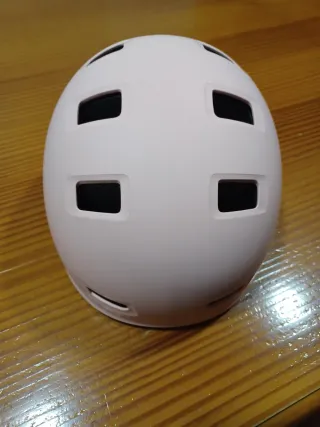 Patines de cuatro ruedas paralelas talla 36.