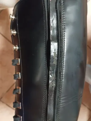 Stivali Guess neri in pelle