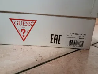 Stivali Guess neri in pelle