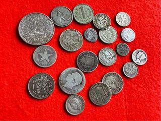 100 GRAMOS DE MONEDAS PLATA DEL MUNDO