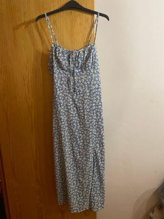 Vestido floral azul midi con abertura