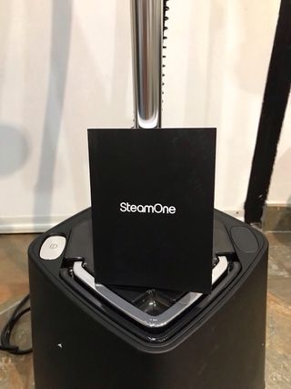 SteamOne Ferro da Stiro a Vapore 1800W