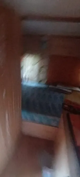 Caravana restaurada con placa solar y su document