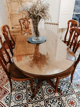 Mesa comedor vintage y 6 sillas madera