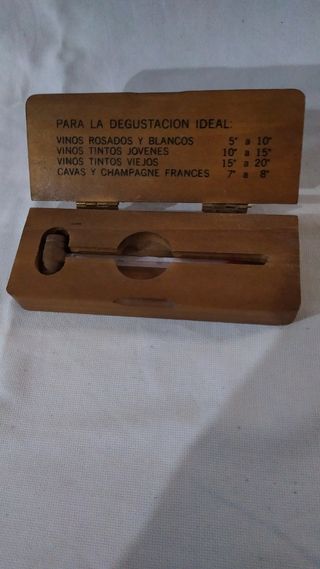 Scatola antica per termometro per vini