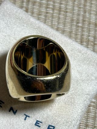 Anillo Luxenter Dorado con Aventurina Roja