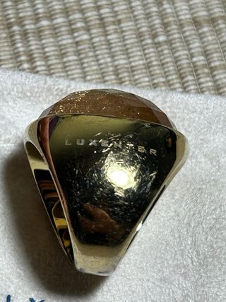 Anillo Luxenter Dorado con Aventurina Roja