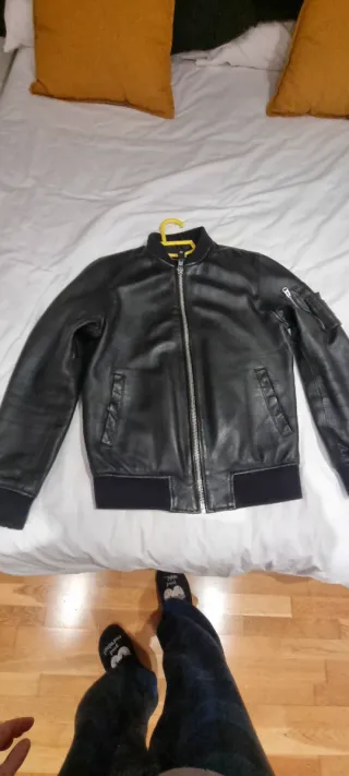 Chaqueta Schott Negra Bomber