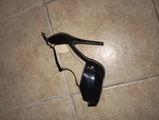 Zapatos de charol negros