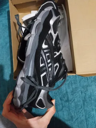 Zapatillas Asics Talla 44 Negro Gris