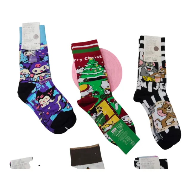 Calcetín sanrio, capibara, Doraemon,gato, esponja