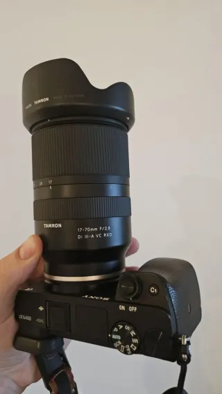 Objetivo Tamron 17-70mm F/2.8 para Sony E
