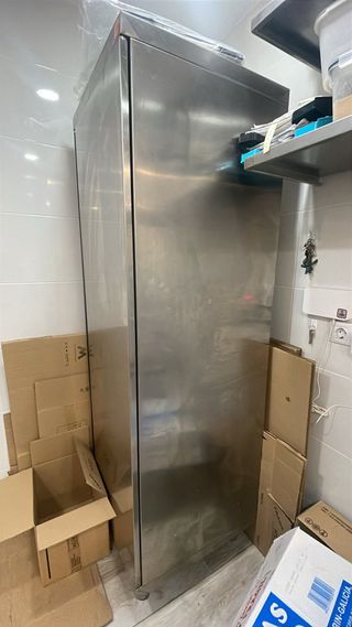 Mueble de acero inoxidable