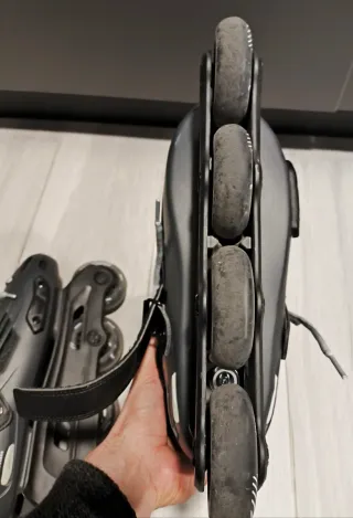 Patines en línea negros 43